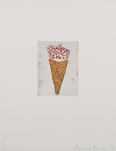 おもちゃとお菓子（アイスクリームコーン）