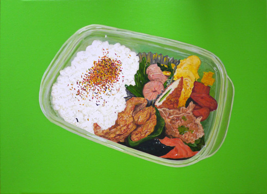 BENTO-April 3,2016(熱量750kcal、蛋白質40.8g、脂質27.5g、炭水化物79.1g、塩分2.7g/原材料名:御飯(国産)、豚肉、シュウマイ、だし巻卵、塩鮭、ほうれん草、ウィンナー、竹輪、むき海老、きゅうり、コーン、ふりかけ(かつお)、合成清酒、しょうゆ、食塩、砂糖)