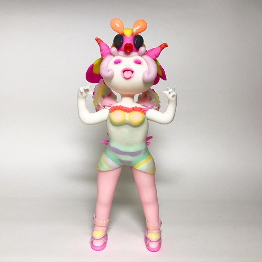 モモイロヤママユユ